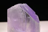 Violettfarbener  Kunzit Kristall 
