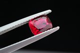 Fine red Spinel Crystal (1,38 cts.) &  Cut (1,04 cts.)