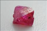 Pseudo- octahedral ルビー (Ruby)
