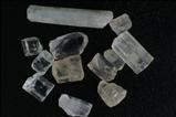 12 Transparente Phenakit- Kristalle