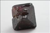 Dark Red スピネル (Spinel) Octahedron