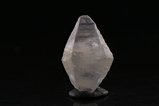 Bipyramidaler Saphir Kristall